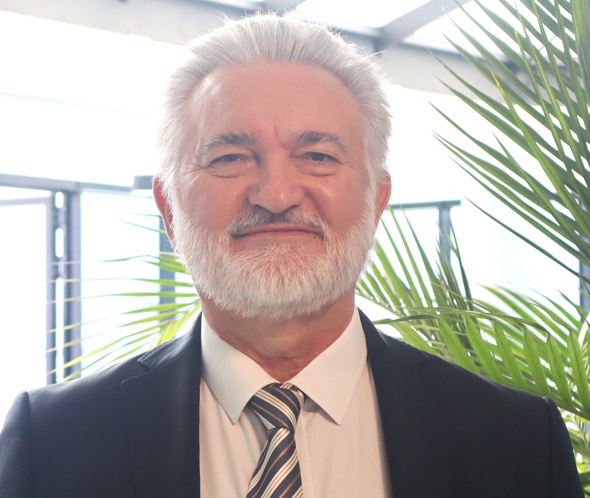 Prof. Dr. İbrahim Benter